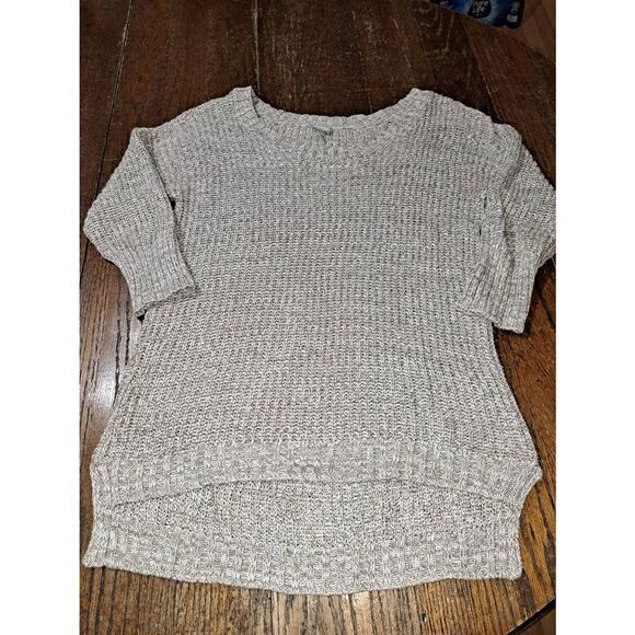 Medium Vanity Long Sleeve Knit Grey Silver Metallic Thread Pullover Sweater - Picture 1 of 4